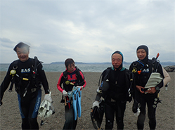 沖ノ島海底清掃